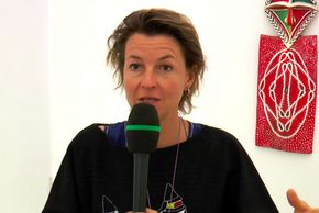 Aymone G interviewée aux Pénitents Noirs sur son projet 'The Tale'
